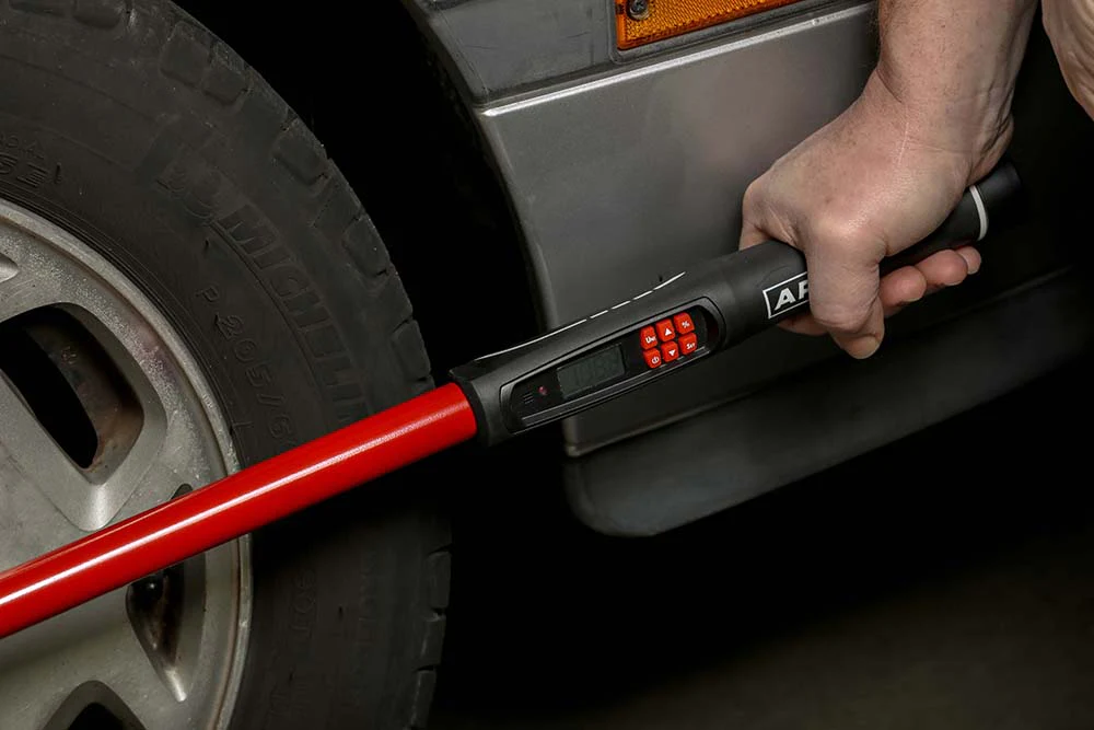 ARES 43001 - 1/2-Inch Drive Electronic Digital Torque Wrench - Image 3