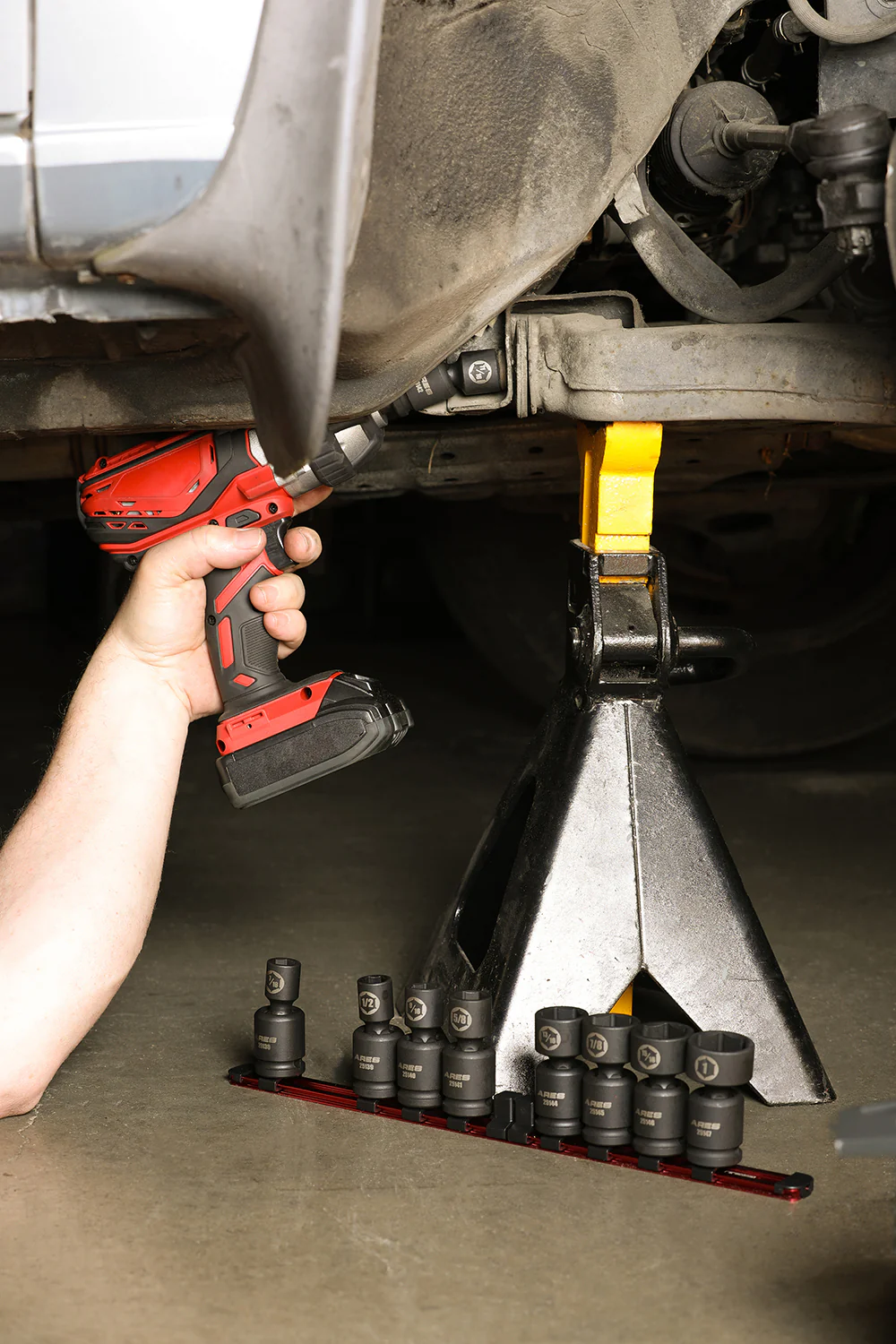 ARES 25137 - 10-Piece SAE Pinless Universal Swivel Impact Socket Set - Image 8