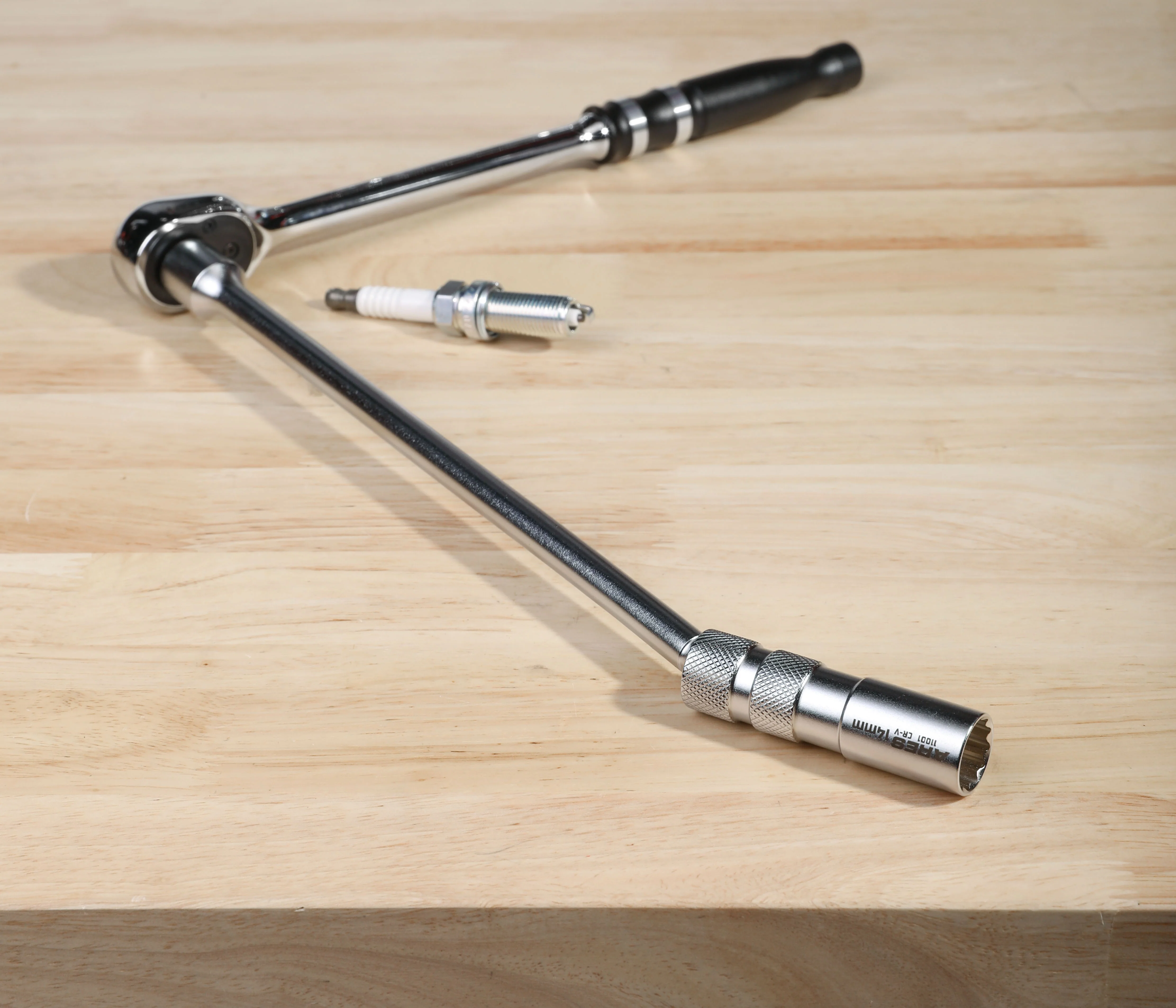 ARES 11001 - 14mm Thin Wall Magnetic Swivel Spark Plug Socket with 12-inch Extension - Image 4