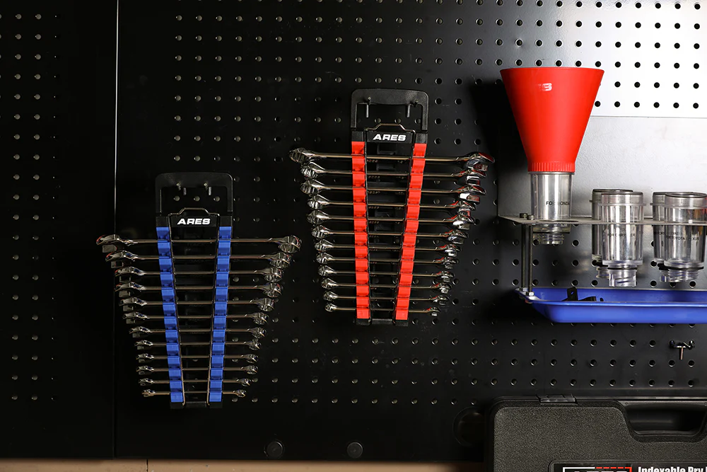 ARES 62043 - 2-Piece Wrench Rack Set with Locking Bar - Image 3