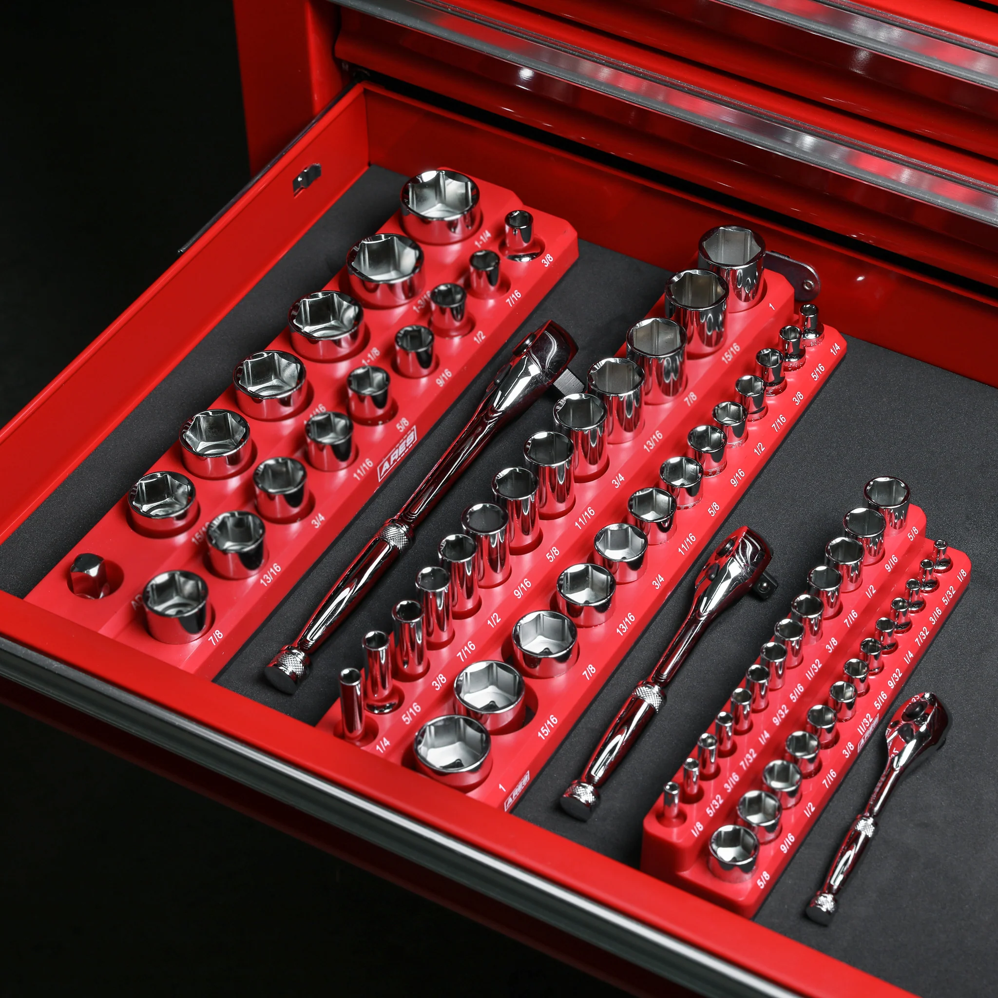 ARES 47007 - 28-Piece 3/8-inch Drive SAE Socket and 90-Tooth Ratchet Set with Magnetic Organizer - Image 7
