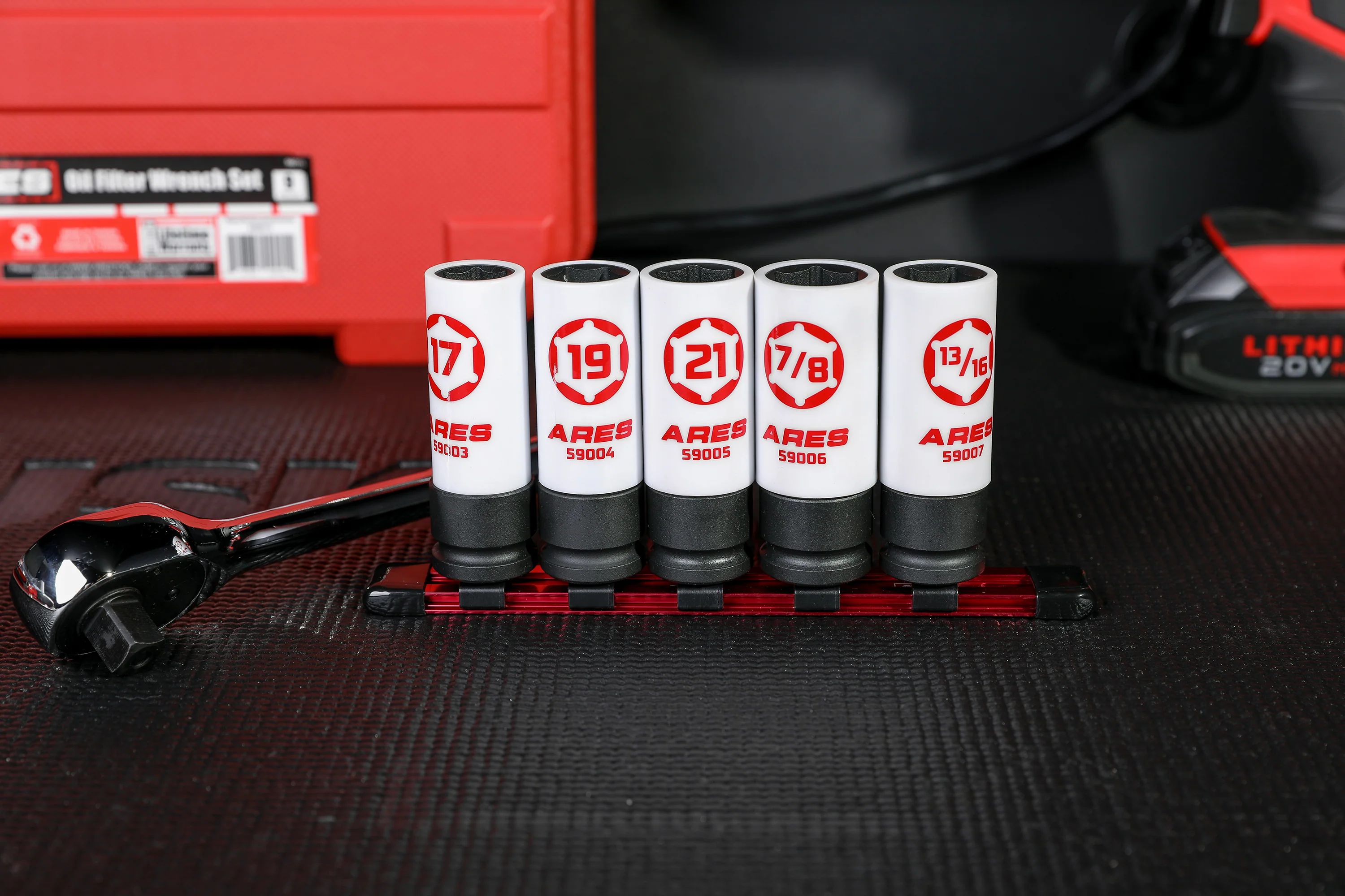 ARES 59000 - 5-Piece 1/2-inch Drive Non-Marring Impact Lug Nut Socket Set - Image 6