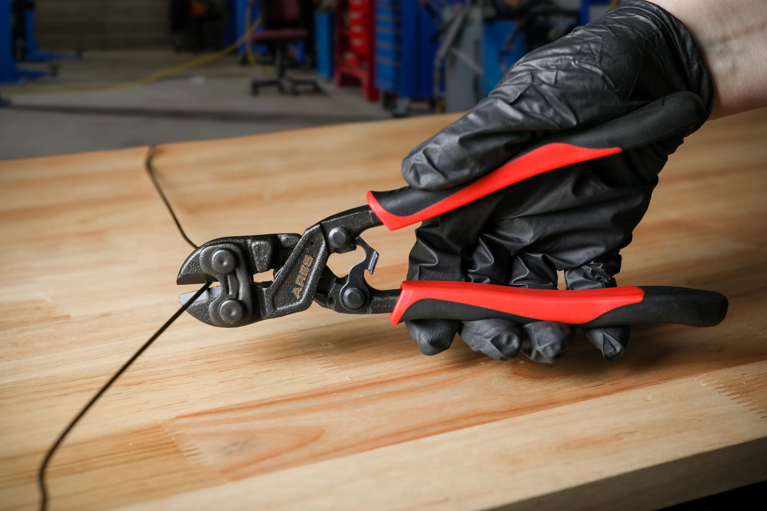 ARES 70664 - 8" Mini Bolt Cutter - Image 8