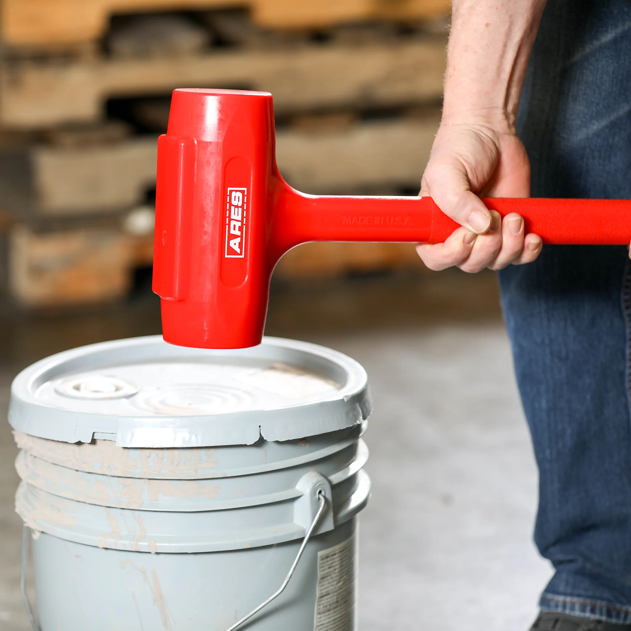 ARES 4131011 – 12-Pound Sledge Deadblow Hammer - Image 2