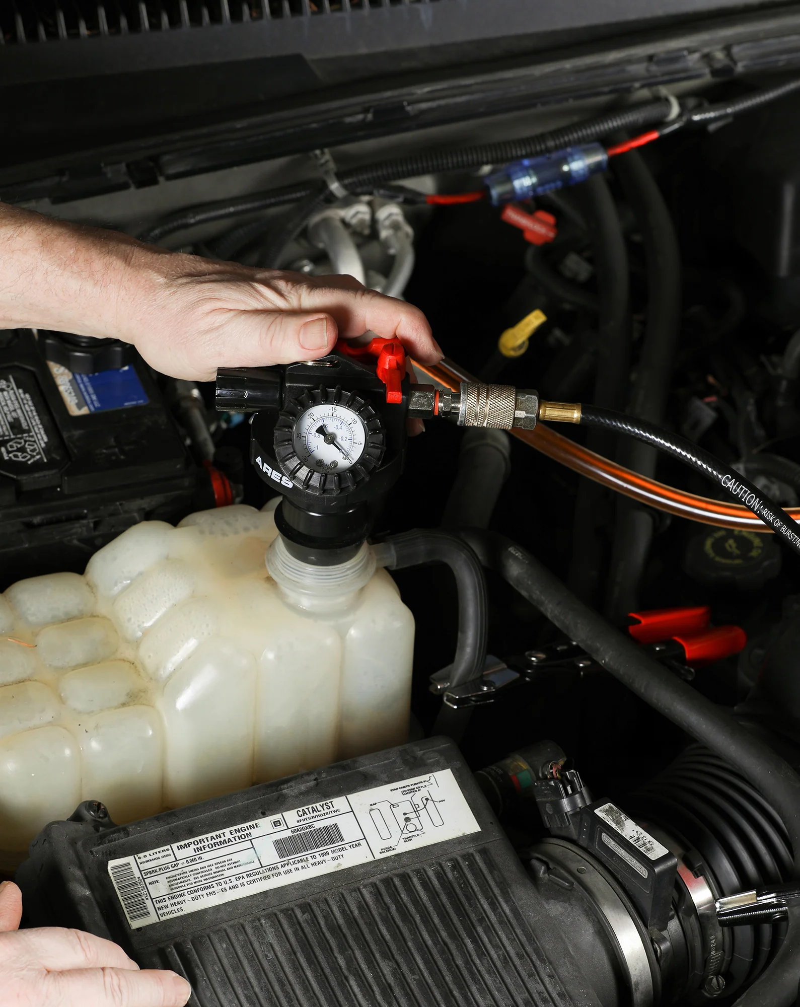ARES 15027 - Cooling System Refill Kit - Image 13